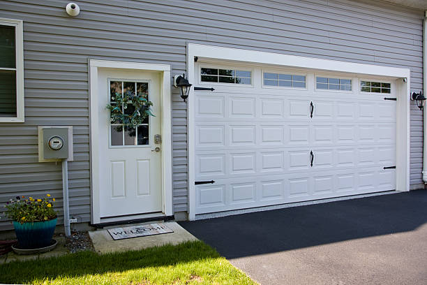 24/7 Emergency Garage Door Roller Replacement experts in Millbrae, CA